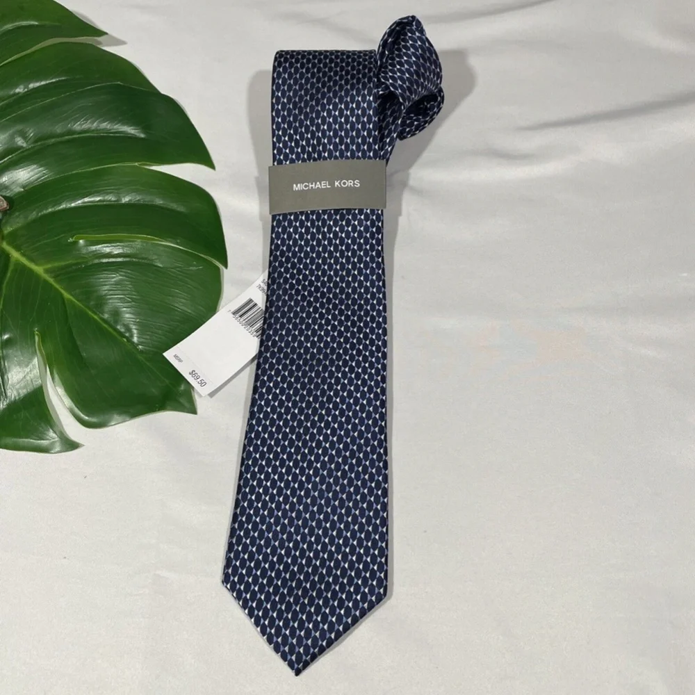 NWT $70 Michael Kors‎ [Mens Tie ] Mirrored Circles Tie in Blue/ Silver